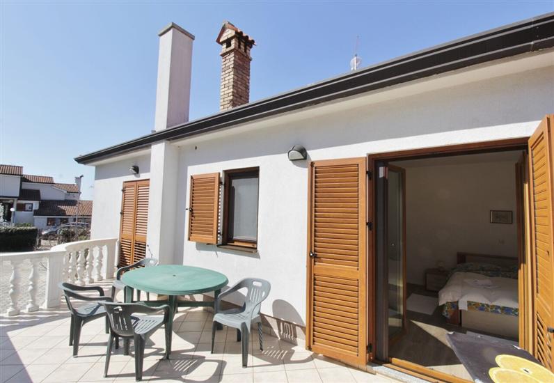 Apartment Apartment Katarina with sea view 2