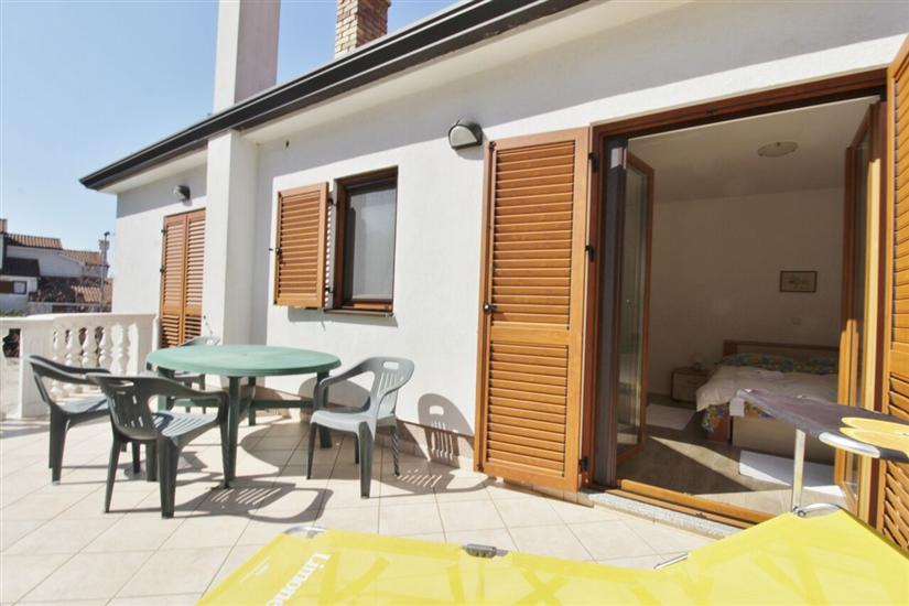 Apartment Apartment Katarina with sea view 2