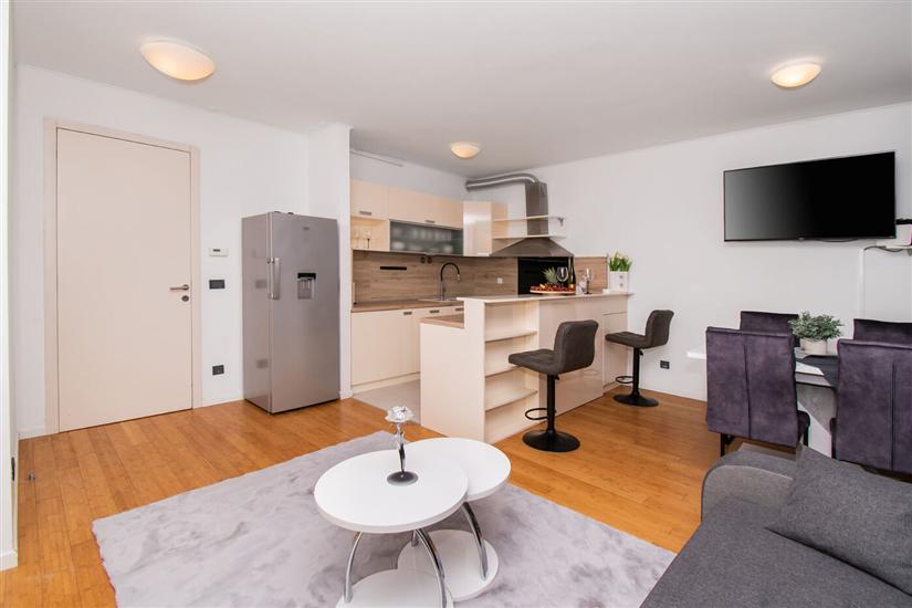 Apartment A1, for 5 persons