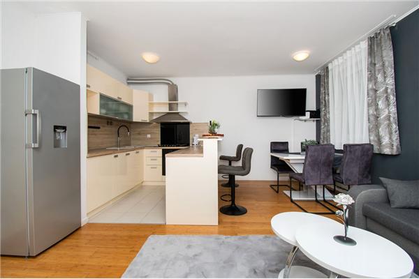 Apartment A1, for 5 persons