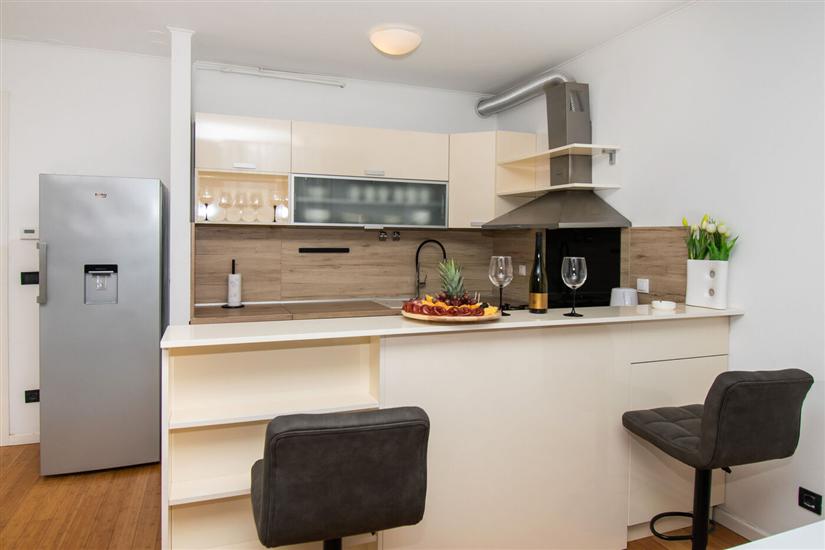 Apartment A1, for 5 persons