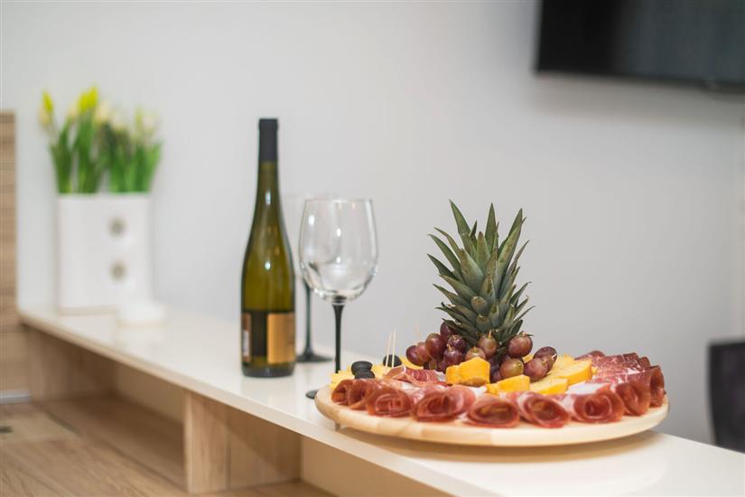 Apartment A1, for 5 persons