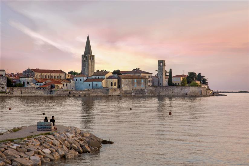 Apartments Natalia s bazenom