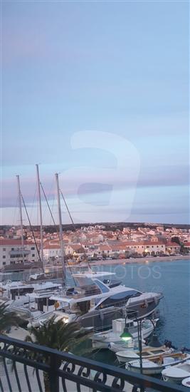 House Stonehouse Popožo