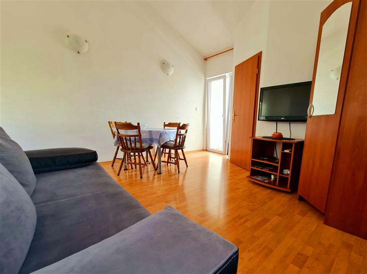 Apartment A2, for 4 persons