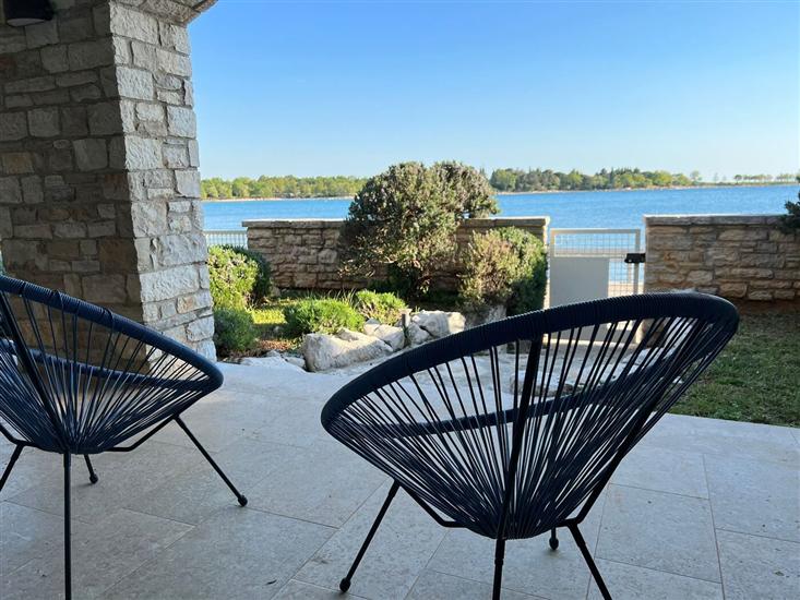 Villa Istrian with unique sea view 2