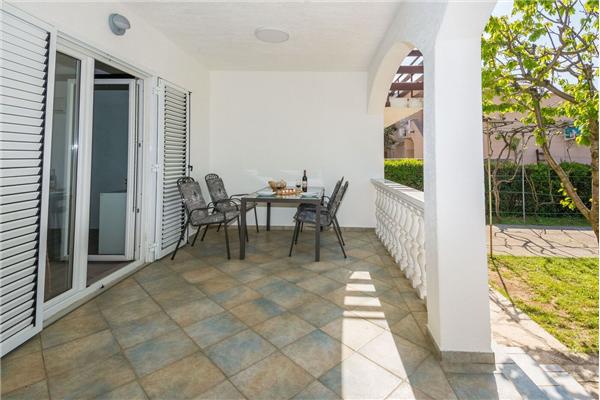 Apartment A1, for 6 persons