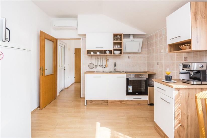 Apartment A4, for 4 persons