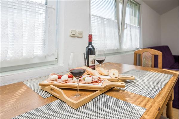 Apartment A4, for 4 persons