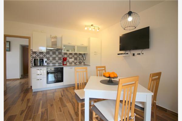 Apartment A1, for 5 persons