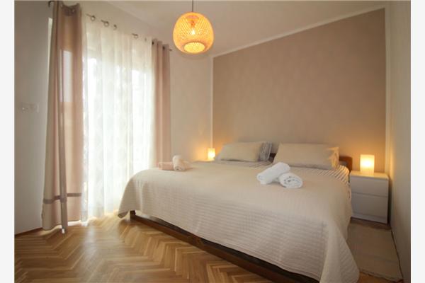 Apartment A1, for 5 persons