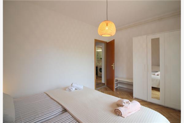 Apartment A1, for 5 persons