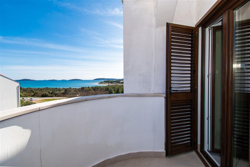 Apartment A4, for 3 persons