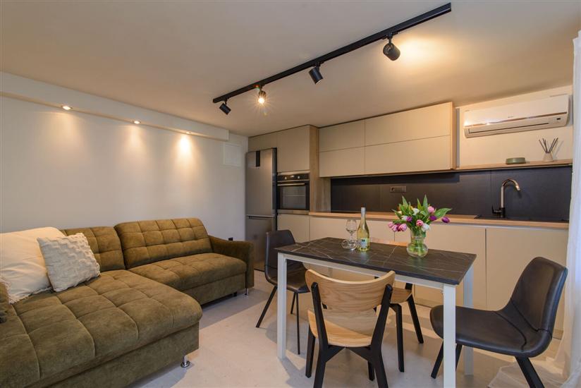 Apartment A2, for 3 persons