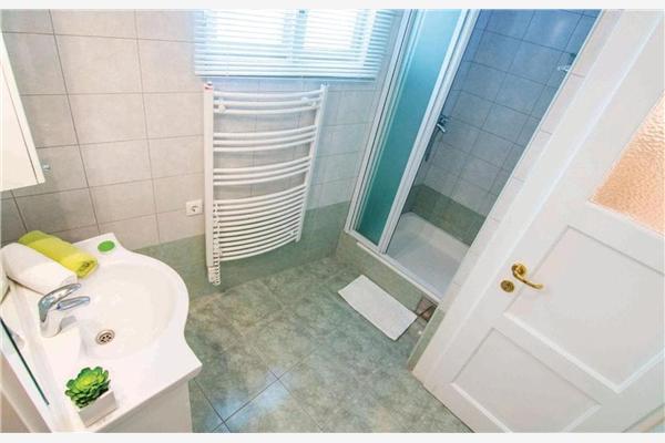 Lägenhet A1, för 4 personer