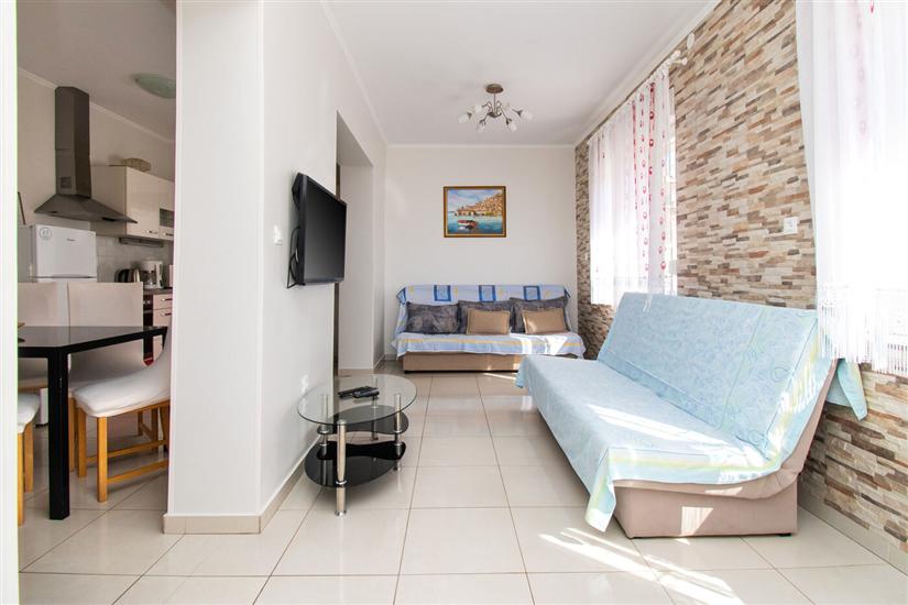 Apartment A1, for 6 persons