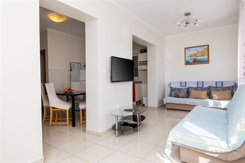 Apartment A1, for 6 persons