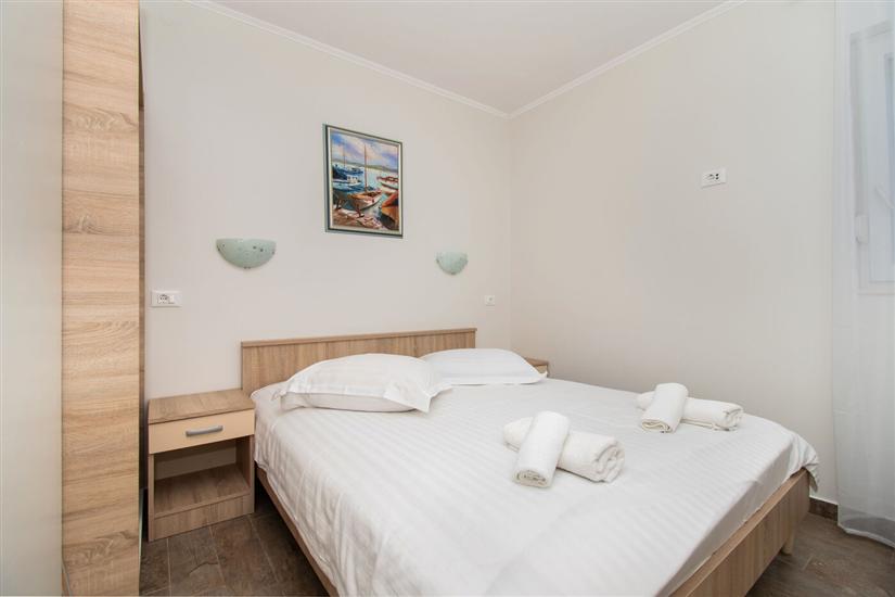 Apartment A1, for 6 persons