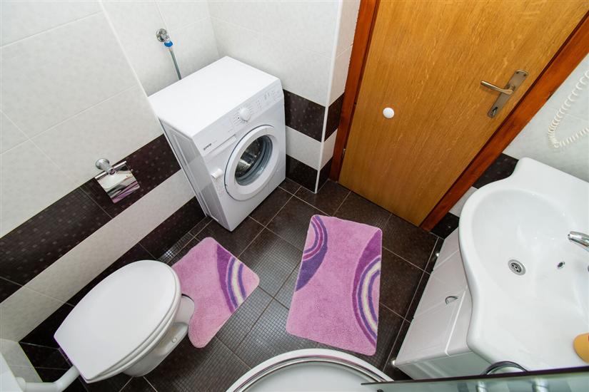 Apartment A1, for 6 persons