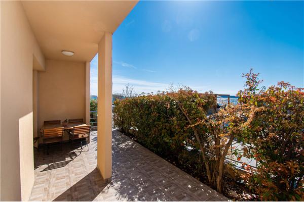 Apartment A1, for 6 persons