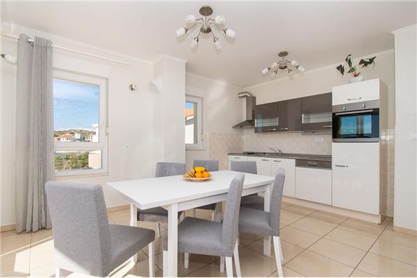 Apartment A4, for 6 persons