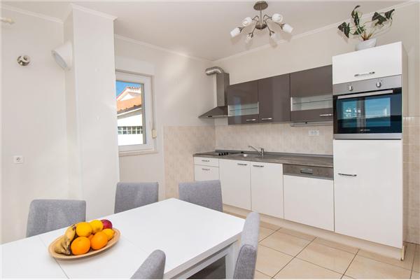 Apartment A4, for 6 persons