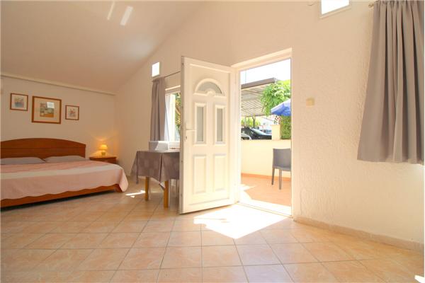 Apartment A1, for 2 persons