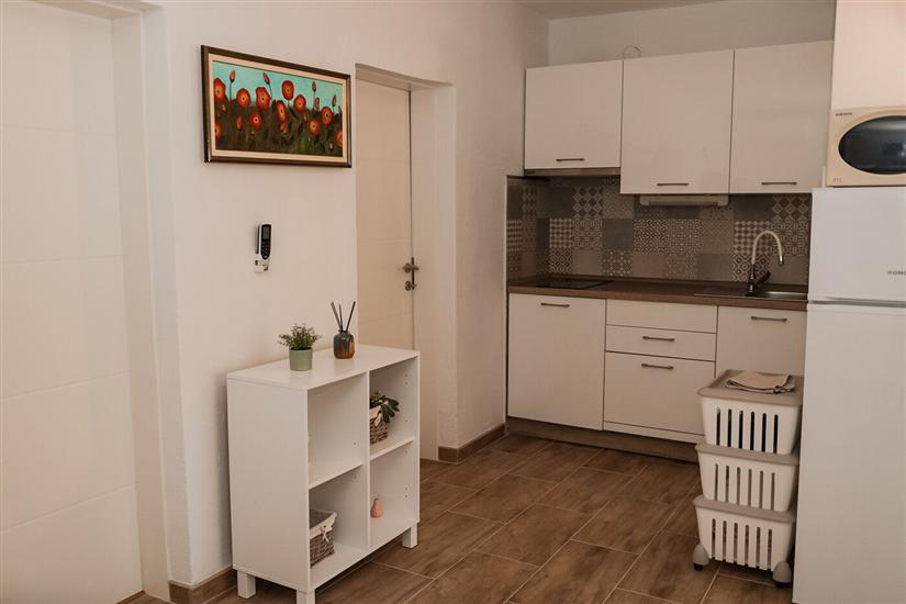 Apartment A1, for 6 persons