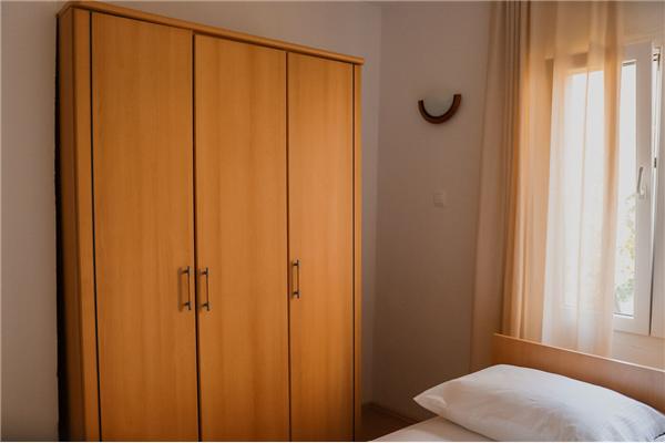 Apartment A2, for 6 persons