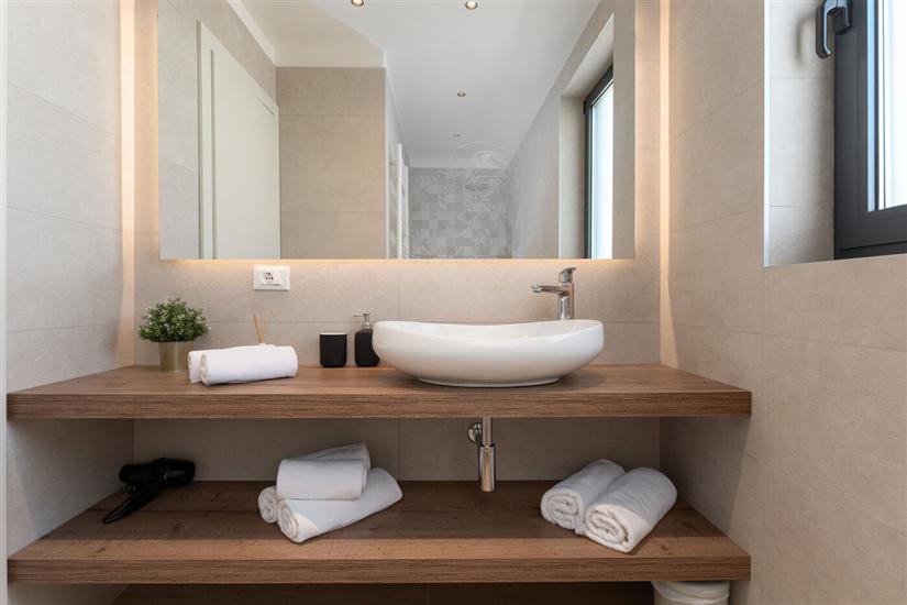 House K1, for 10 persons