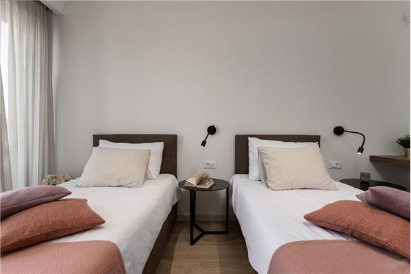 House K1, for 10 persons