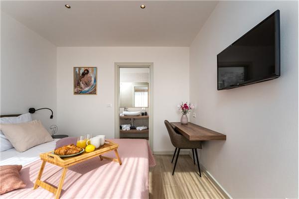 House K1, for 10 persons