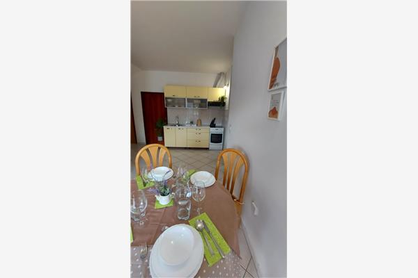 Apartment A1, for 5 persons
