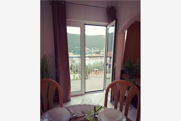 Apartment A1, for 5 persons