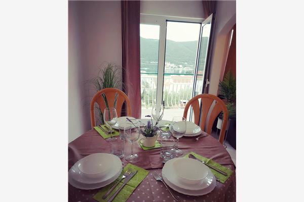 Apartment A1, for 5 persons