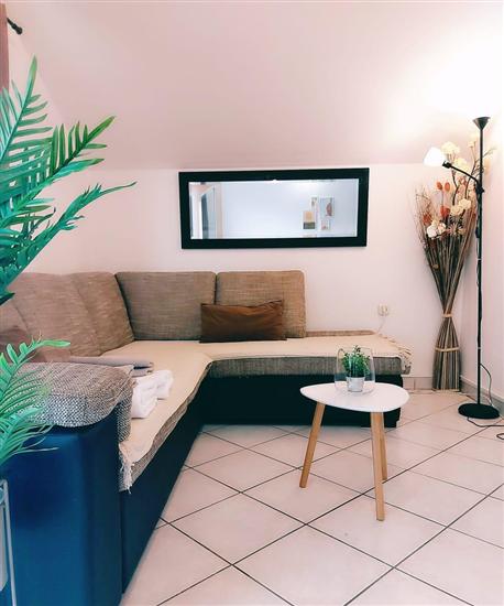 Apartment A1, for 5 persons