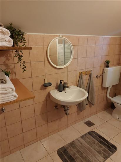 Apartment A1, for 5 persons