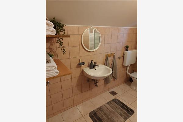 Apartment A1, for 5 persons