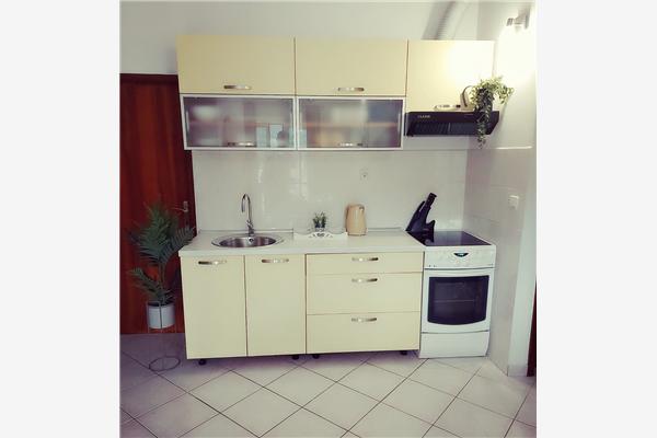 Apartment A1, for 5 persons