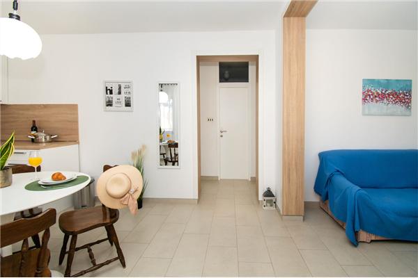 Apartment A1, for 5 persons