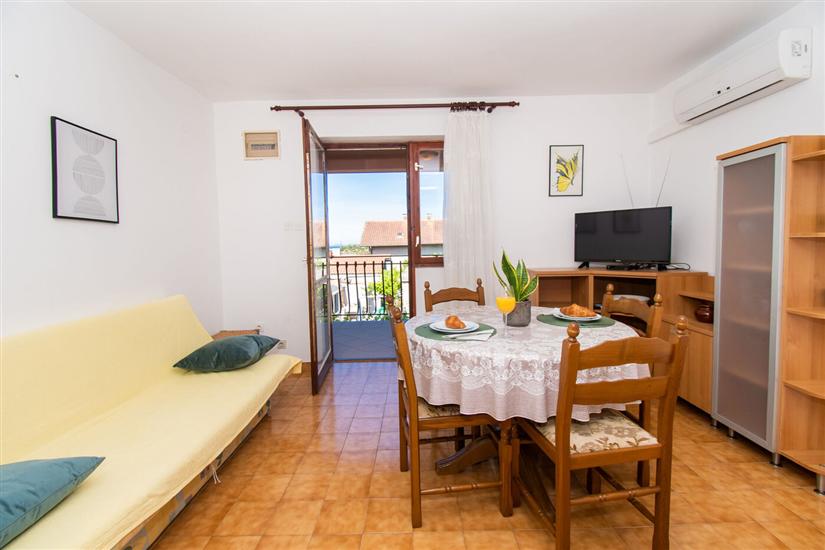 Apartment A2, for 5 persons