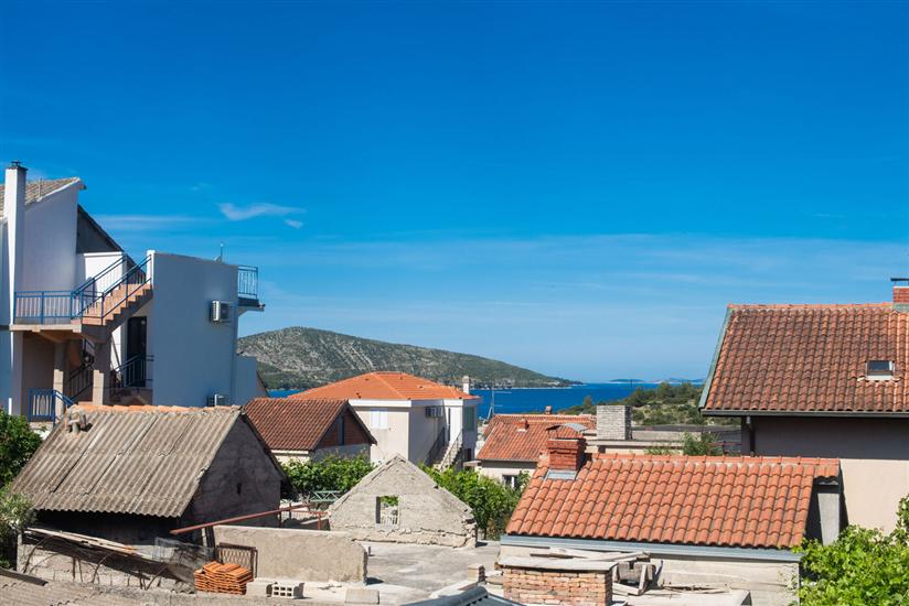 Apartment A2, for 5 persons