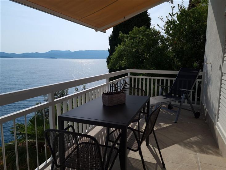 Apartment A1, for 5 persons