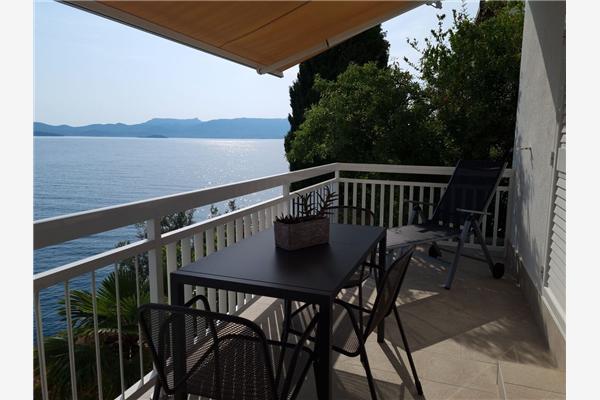 Apartment A1, for 5 persons