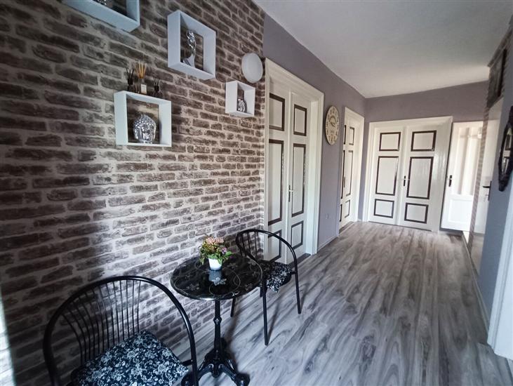 Apartment A1, for 6 persons