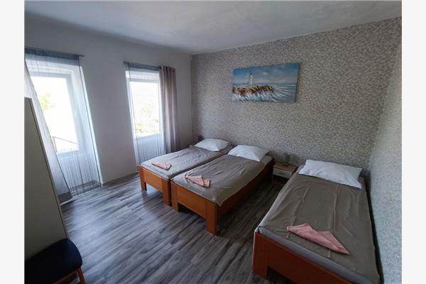 Apartment A1, for 6 persons