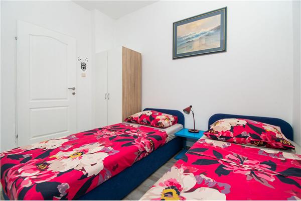 Apartment A1, for 5 persons