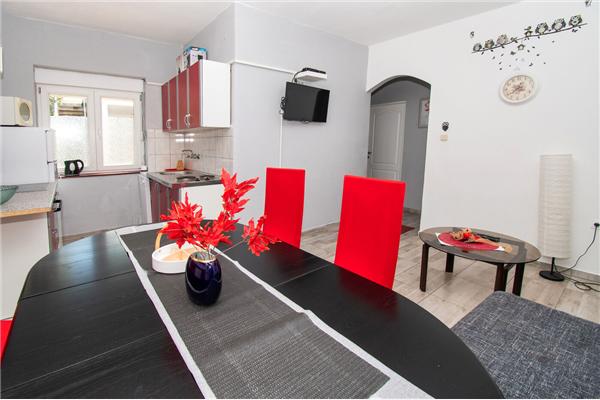 Apartment A1, for 5 persons