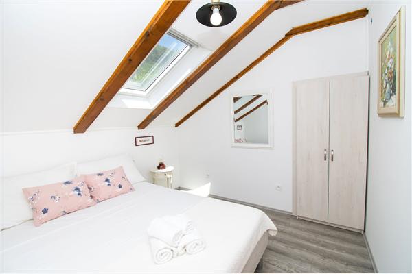 Apartment A2, for 3 persons