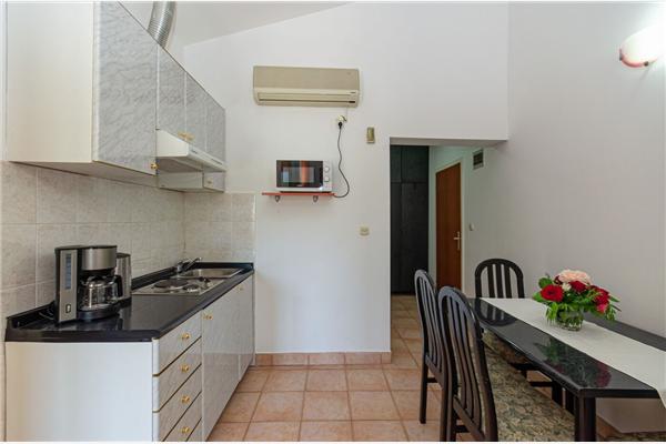 Apartment A2, for 4 persons